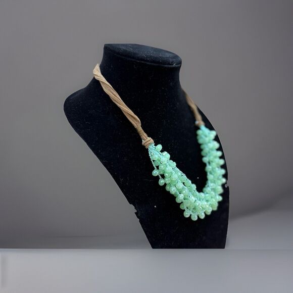 Faceted Green Stone Multi-Layer Drop Choker Necklace On Corded Strands - Picture 3 of 5